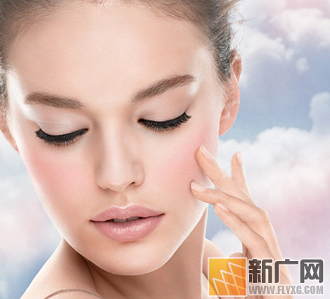 别抱怨痘印去不掉 只怪你的美白不给力 别抱怨痘印去不掉 只怪你的美白不给力