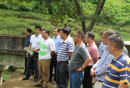 绿春县人大常委会主任李捌先到戈奎乡调研有机农业发展工作