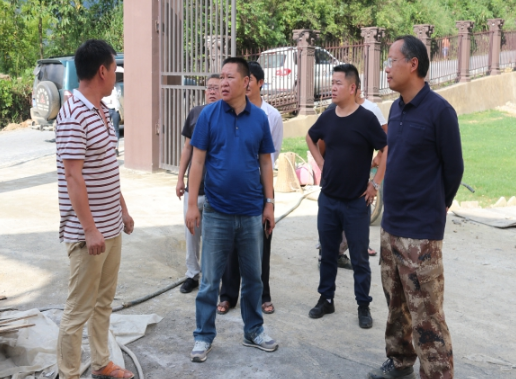 屏边县副县长陈镇赴和平镇检查指导第22号台风山竹”防御相关工作 屏边县副县长陈镇赴和平镇检查指导第22号台风山竹”防御相关工作