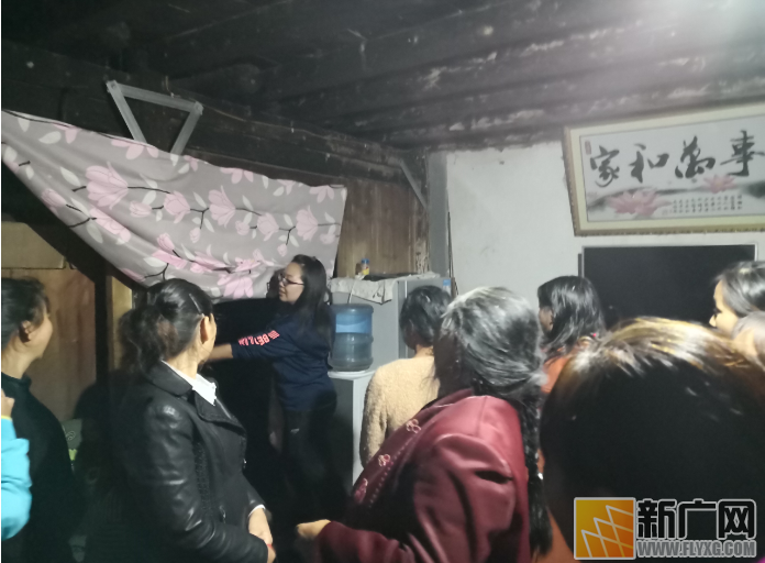 屏边县新现镇开展“自强 诚信 感党恩”暨“移风易俗 推进乡风文明”活动 屏边县新现镇开展“自强 诚信 感党恩”暨“移风易俗 推进乡风文明”活动