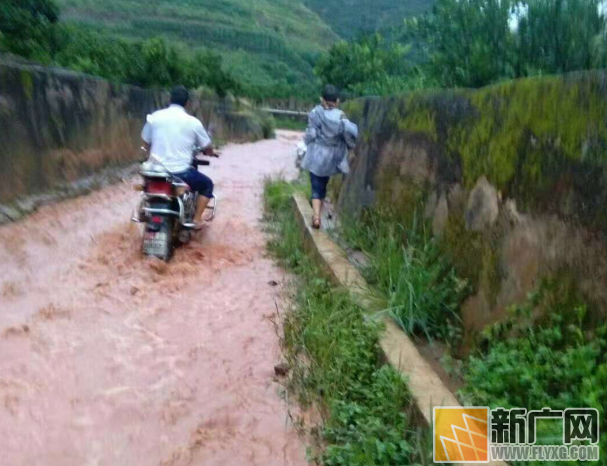 这所学校比一间民房还要小