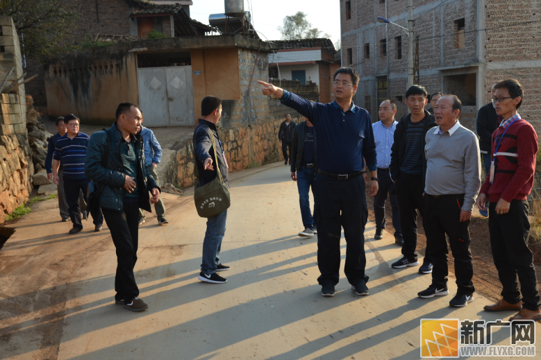 泸西县委书记王家林到午街铺镇走访调研脱贫问题清零工作 泸西县委书记王家林到午街铺镇走访调研脱贫问题清零工作