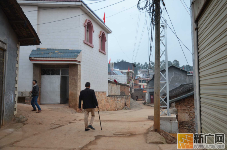 泸西县午街铺镇:“小红旗”推动人居环境“大提升” 泸西县午街铺镇:“小红旗”推动人居环境“大提升”