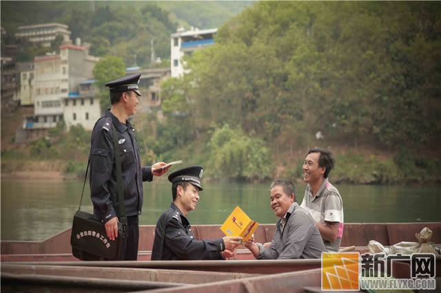 扫黑除恶：绿春移民管理警察在行动！