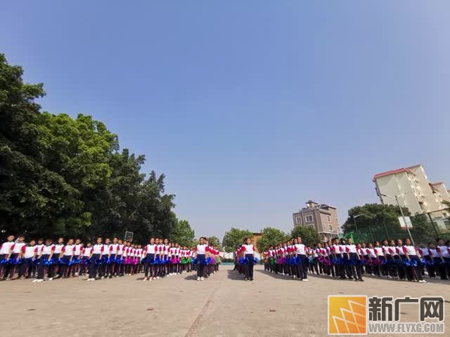 太嗨了，个旧十一中举行啦啦操大课间展示活动