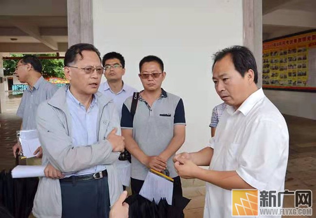 全国政协调研组到建水实验中学考察