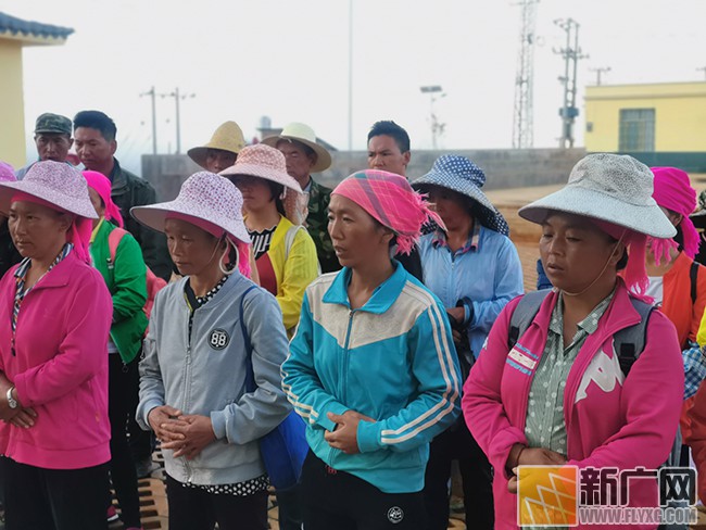 开远市大庄乡：小小服务站 照亮老寨搬迁群众致富路