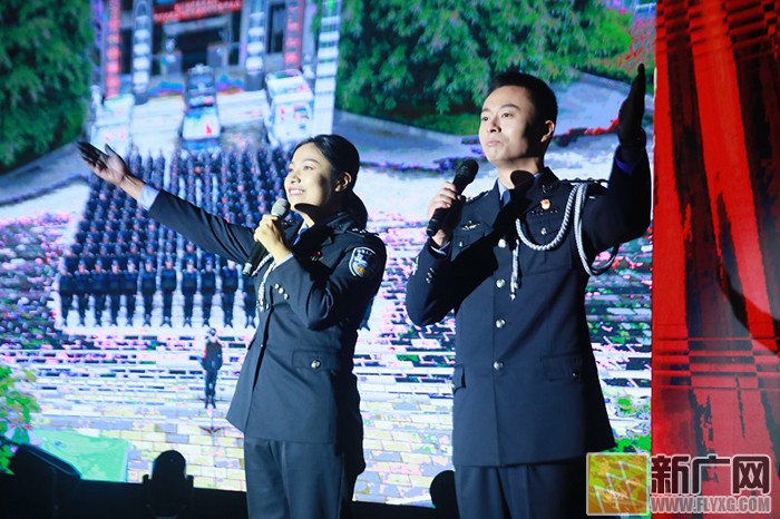 红河移民管理警察队伍举办庆祝新中国成立70周年暨“不忘初心 牢记使命”主题文艺晚会 红河移民管理警察队伍举办庆祝新中国成立70周年暨“不忘初心 牢记使命”主题文艺晚会