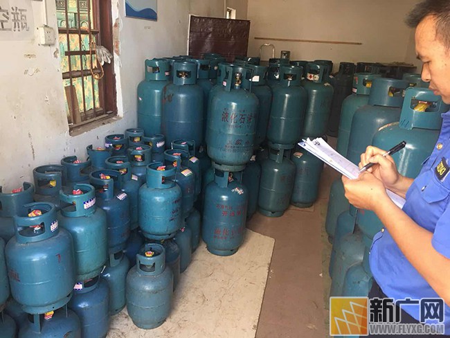 蒙自市城市综合执法局召开“防风险、保安全、迎大庆”安全生产工作行动动员会