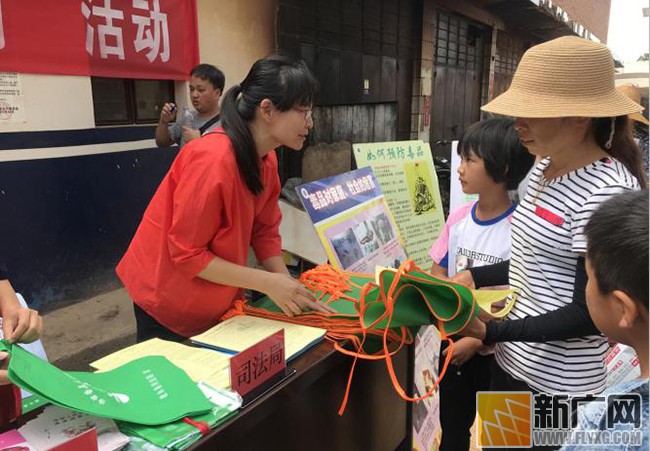 建水县六举措做好九月开学季法治宣传