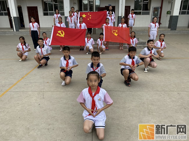 开远市灵泉小学开展2019年纪念中国少年先锋队建队七十周年活动