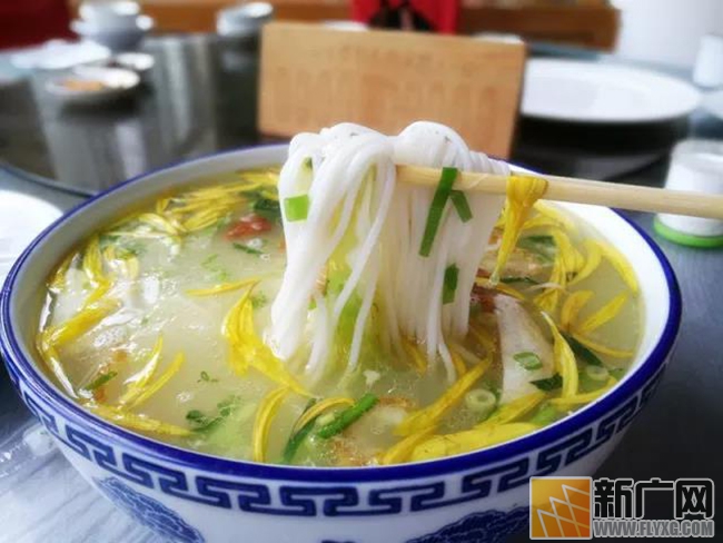 这家蒙自过桥米线店又添全国“非遗文化”荣誉~