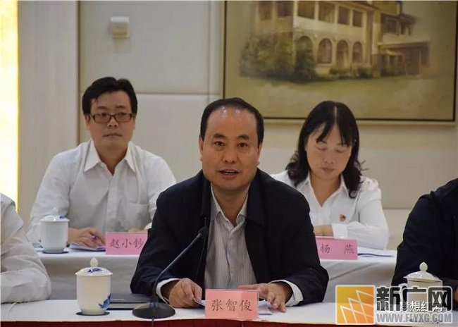 红河县党政代表团到上海市长宁区走访对接东西部扶贫协作工作