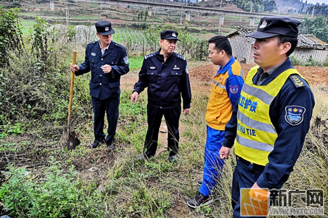 开远铁路警方深入开展高铁隐患“百日剿战役”行动 