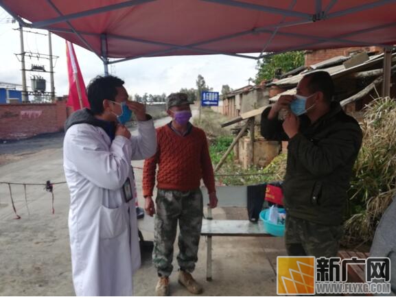 联防联控抗疫情 互帮互助心连心