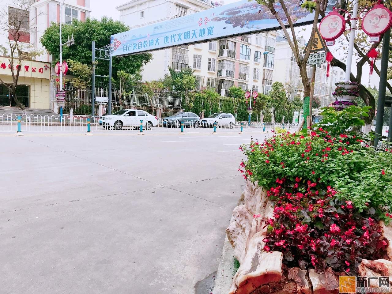 蒙自的“街道美了城市品位提高了！”