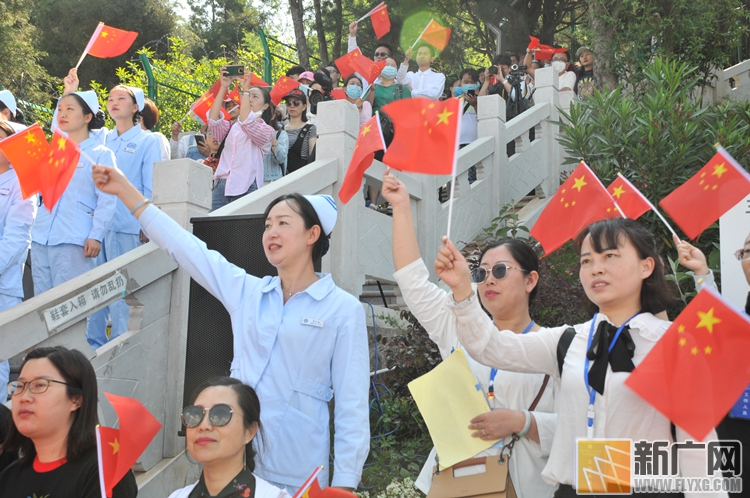 红河州三医院庆祝抗疫归来的第一个护士节：爱在云天 心在你旁