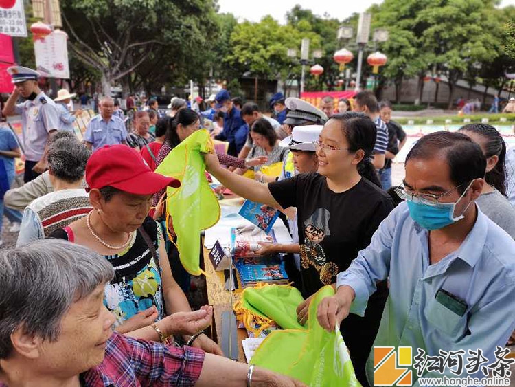 临安司法所开展安全生产法治宣传活动