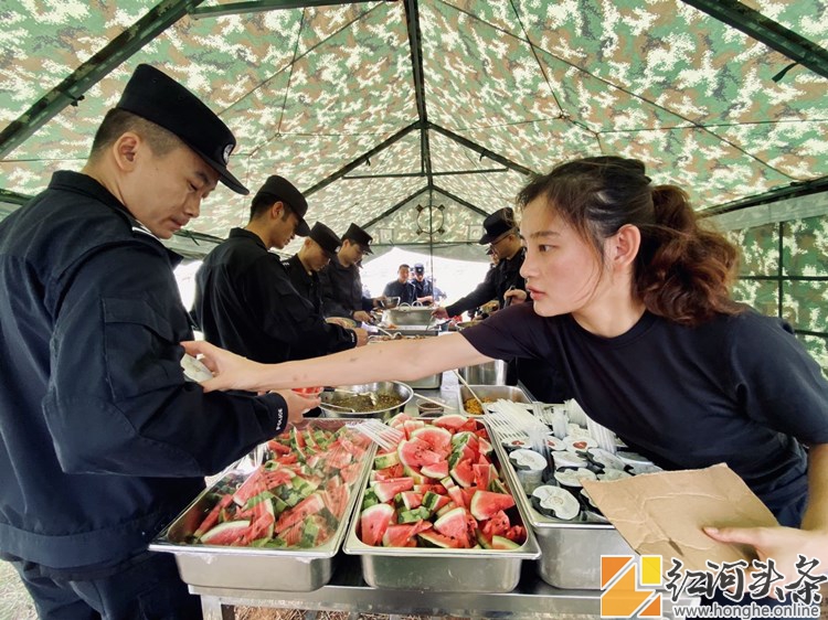 红河边境管理支队组织开展防汛抗灾后勤综合保障应急拉动演练