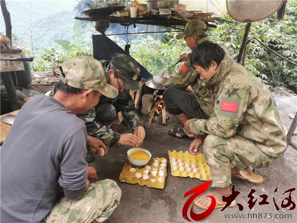 强边固防热血男儿：祖国最需要的地方，我来挥洒青春和汗水！