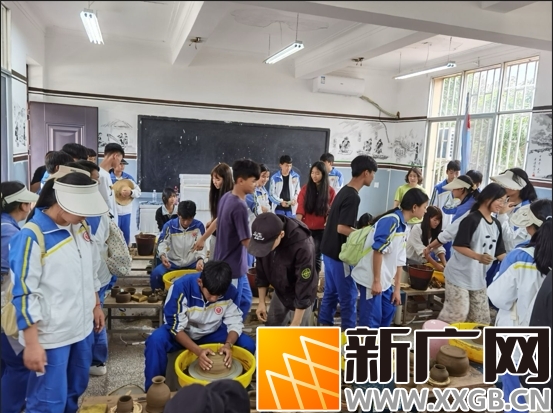 花开时节研万物 少年行处皆课堂——元阳县马街中学开展2025年户外游学活动