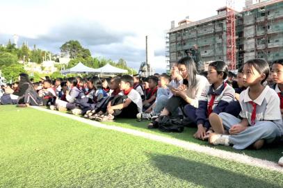 红河学院：守望云心 美育浸润 心育同行——高雅艺术进校园戈奎中学站