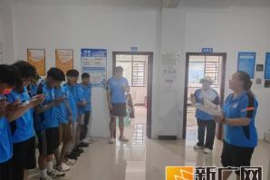 富宁：“骑手蓝”小坐标标记党建服务新温度