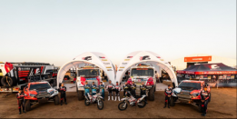 辞家千里 不负热爱：达喀尔赛场上为梦想闪光的零公里润滑油车队