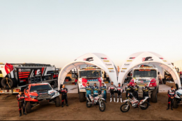 辞家千里 不负热爱：达喀尔赛场上为梦想闪光的零公里润滑油车队