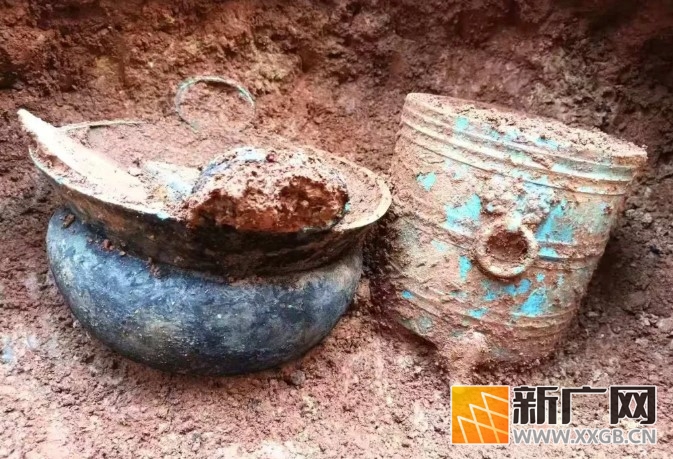 红河州发现两千多年前的青铜工匠墓地