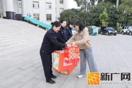 弥勒市妇联到市公安局开展2026年“腊月暖冬”春节关爱活动