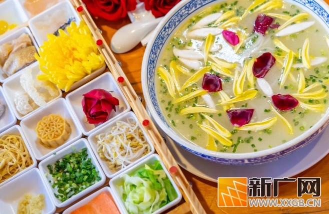 蒙自这口靓汤的灵魂，来自这缕花香