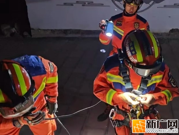 紧急救援！建水一人坠井