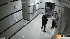 深夜电梯突然起火！泸西这位医生淡定出手稳住全场