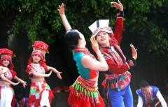 过节通知！走，去石屏