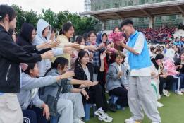 当“硬核”科技遇上“燃”系少年 蒙自一学校举办科技节