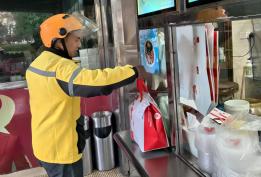 个旧：277名骑手与一座城的温暖相拥