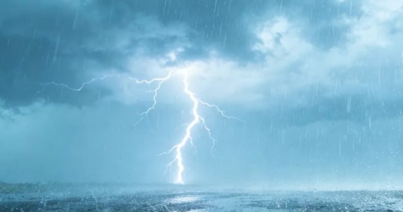 个旧市气象台连发雷电、冰雹预警