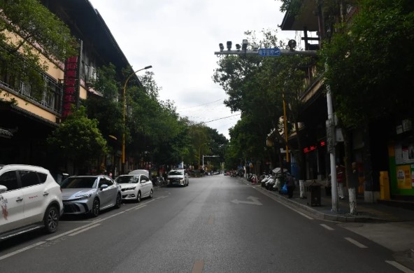 屏边县关于启用道路交通技术监控设备抓拍交通违法行为的公告
