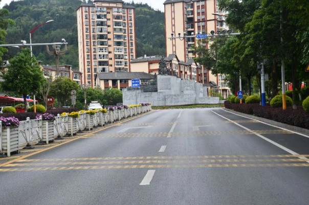 屏边县关于启用道路交通技术监控设备抓拍交通违法行为的公告