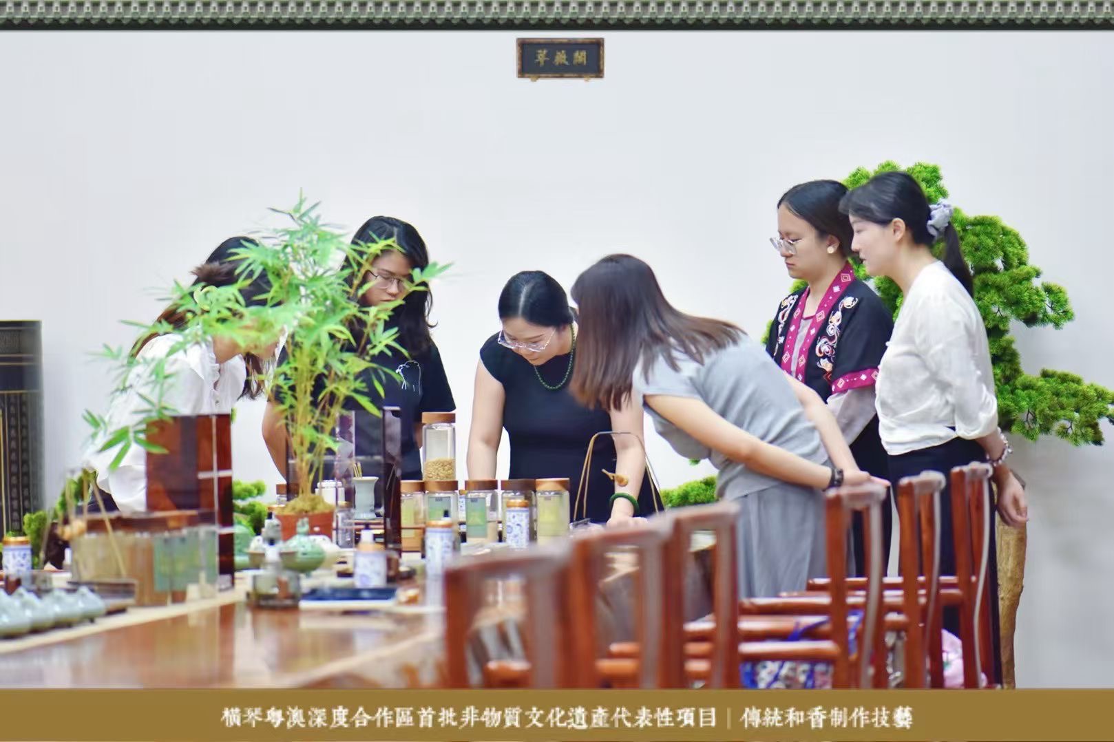 珠海香道培训：在一炉香的慢时光里，找回生活的平衡感