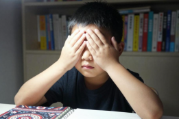 六千入手高端护眼大路灯孩子眼轴疯涨，大路灯是越亮越好吗？