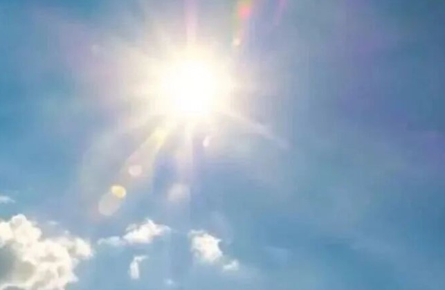 个旧河谷地区出现43.9℃高温,注意防暑降温 个旧河谷地区出现43.9℃高温,注意防暑降温