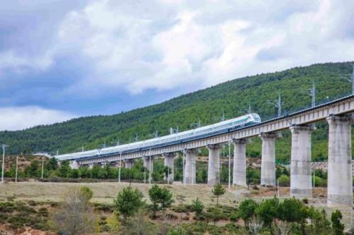 7月1日起，新增建水至保山动车