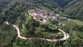 修路暖民心！建水官厅镇打通乡村“致富路”，铺就群众幸福通途