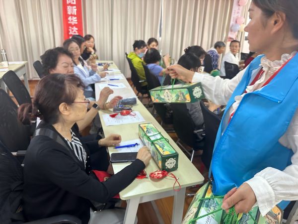 健康相伴公益同行—昆明站:新华达制药团山社区营养科普 健康相伴公益同行—昆明站:新华达制药团山社区营养科普