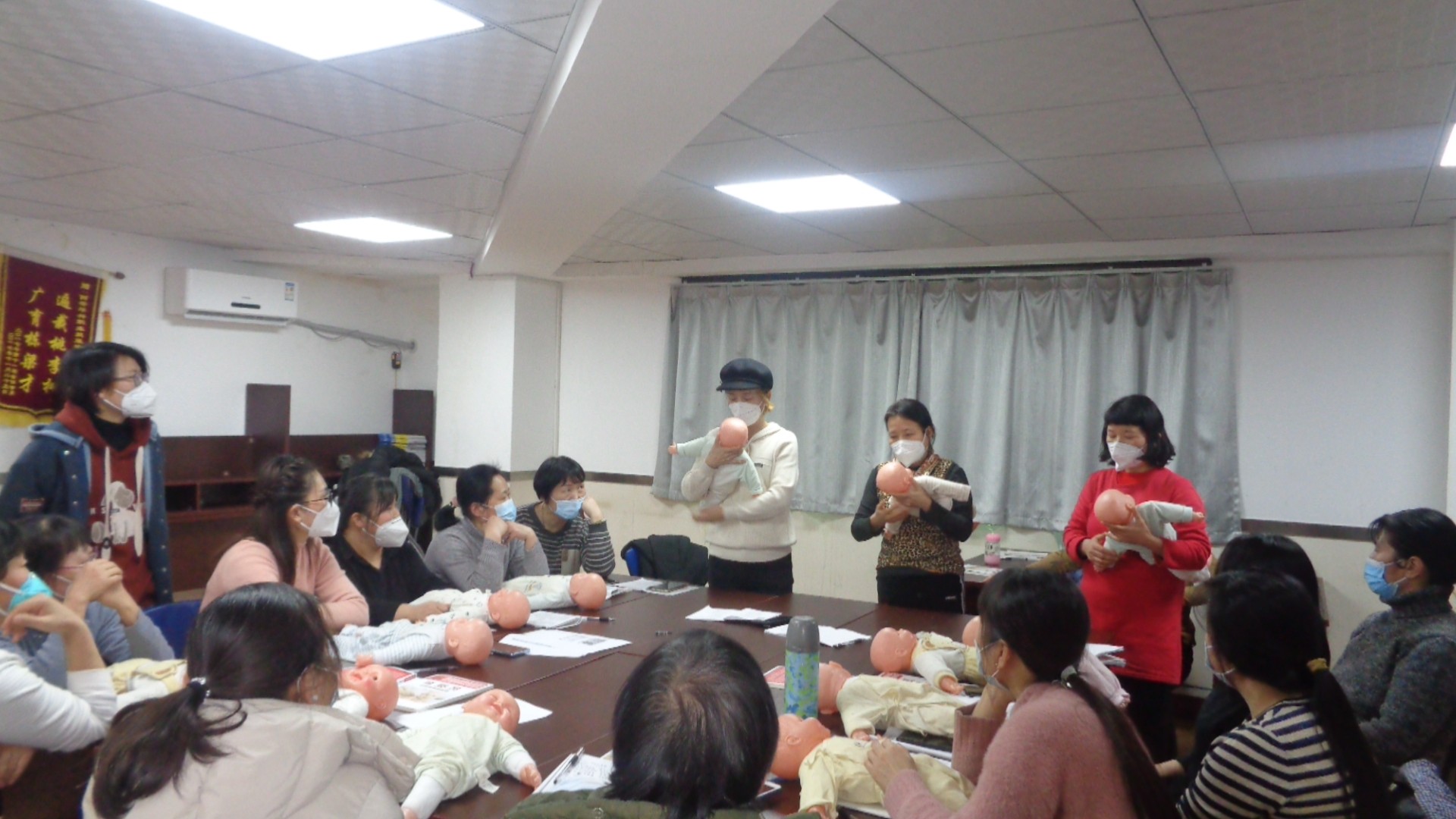 想学技能怕花钱？西安这家20年老牌培训学校，凭什么让上千人免费学技术还能稳定就业？