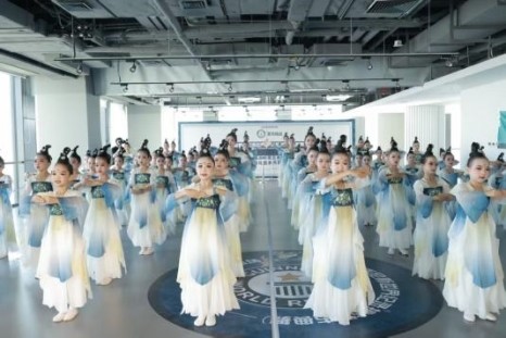 中国10212人,创造了一项中国舞的吉尼斯世界纪录 中国10212人,创造了一项中国舞的吉尼斯世界纪录