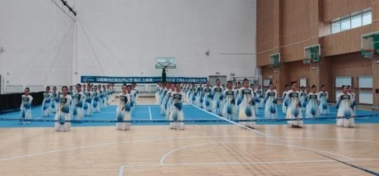 中国10212人,创造了一项中国舞的吉尼斯世界纪录 中国10212人,创造了一项中国舞的吉尼斯世界纪录