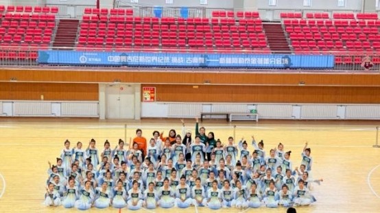 中国10212人,创造了一项中国舞的吉尼斯世界纪录 中国10212人,创造了一项中国舞的吉尼斯世界纪录